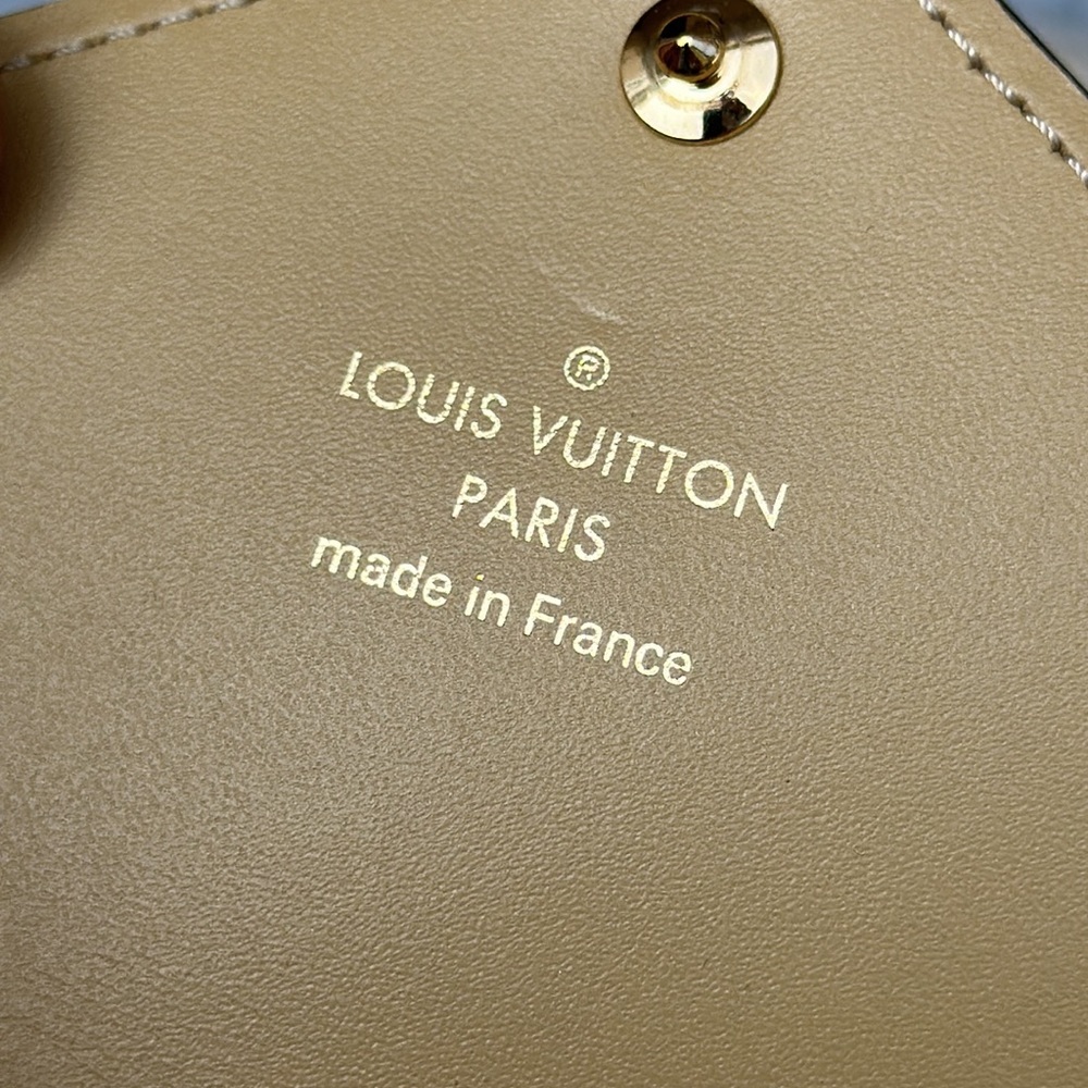 Louis Vuitton monogram kirigami mm cream & white monogram - Picture 7 of 10